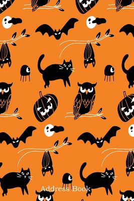Address Book: Alphabetical Index with Halloween Doodle Seamless Background Cover - Shamrock Logbook