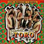 Con Mariachi Y Banda