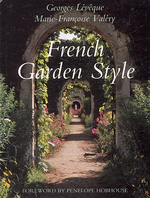 French Garden Style - Leveque