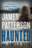 Haunted: (Michael Bennett 10). Michael Bennett is Far From Home-But Close to Danger Patterson, James
