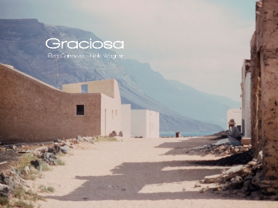 La Graciosa - Carroza, Elsa, and Wagner, Nick