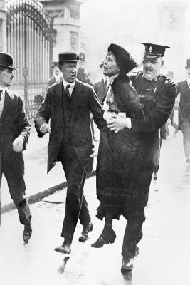 Suffragette: Mrs. Pankhurst's Own Story - Pankhurst, Emmeline