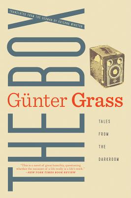 The Box: Tales from the Darkroom - Grass, Gunter, and Winston, Krishna (Translated by)